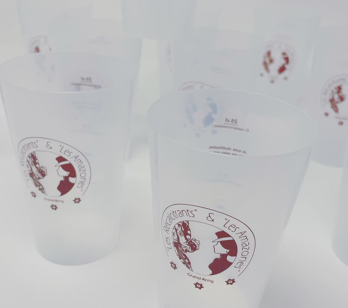 Gobelet réutilisable personnalisé - Ak. Custom Clothting Solutions