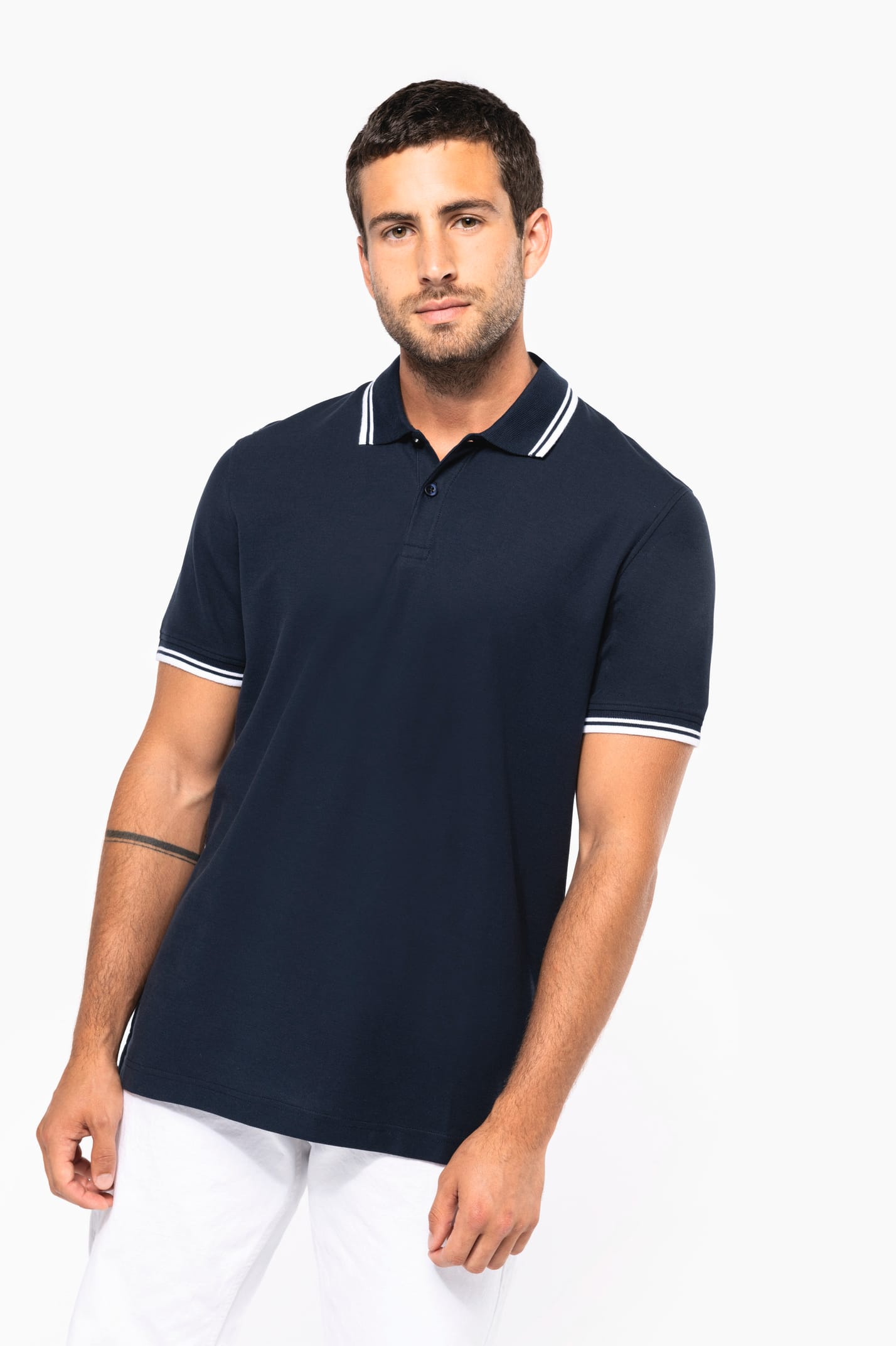 K272 - Polo homme manches courtes à liserés contrastés