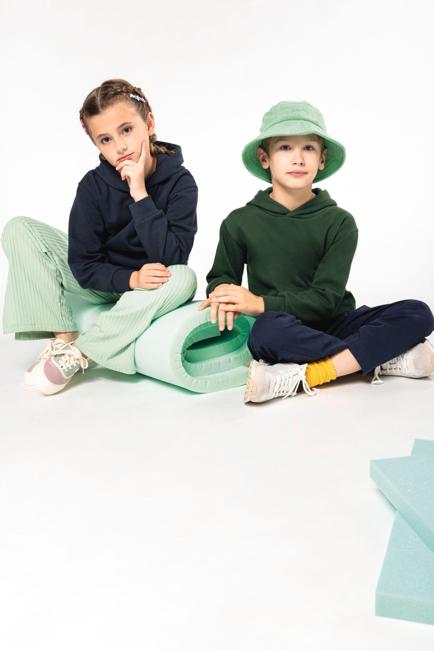 K477 - Sweat-shirt capuche enfant - Ak. Custom Clothting Solutions