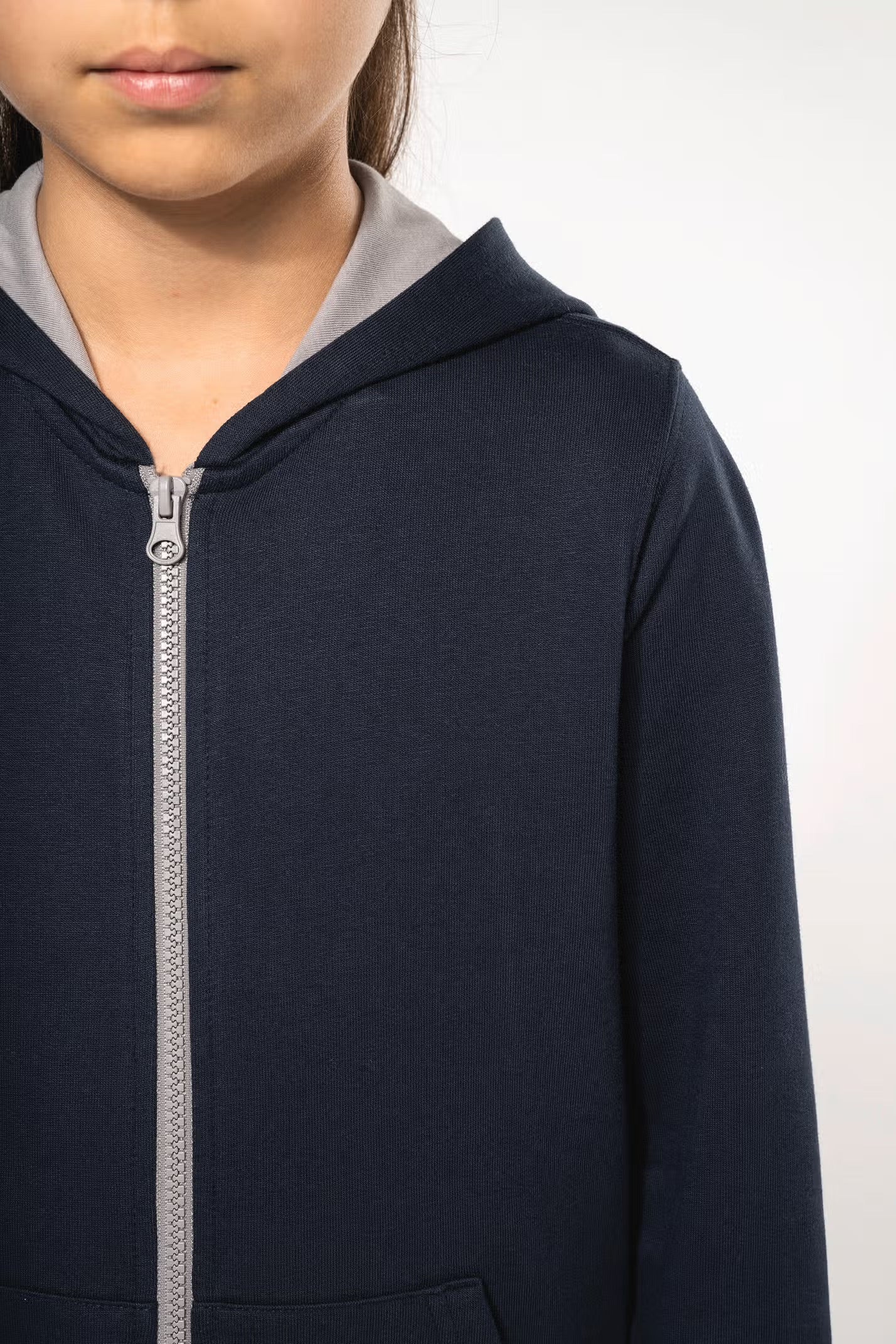 K486 - Sweat-shirt zippé capuche enfant