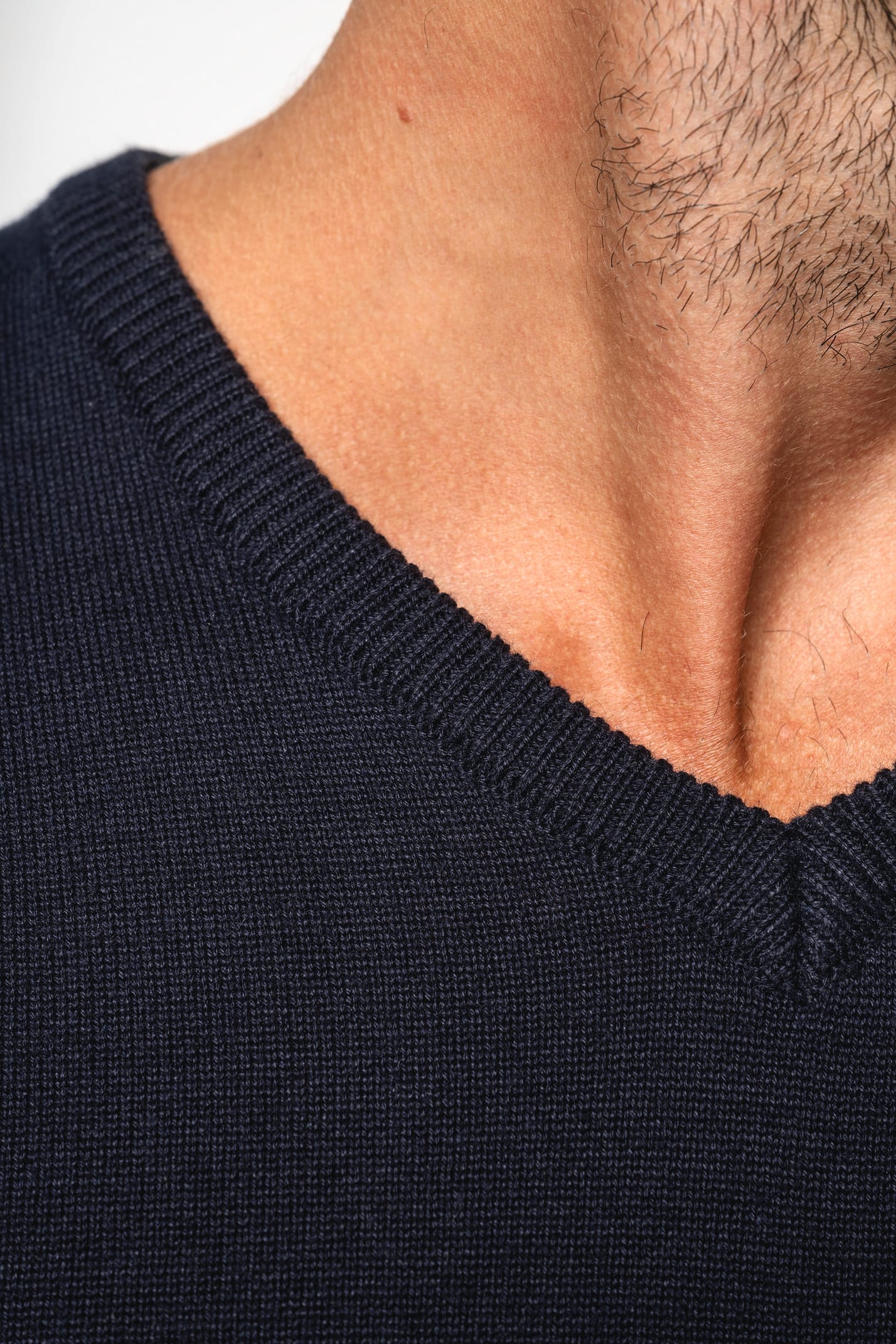 K965 - Pull col V homme