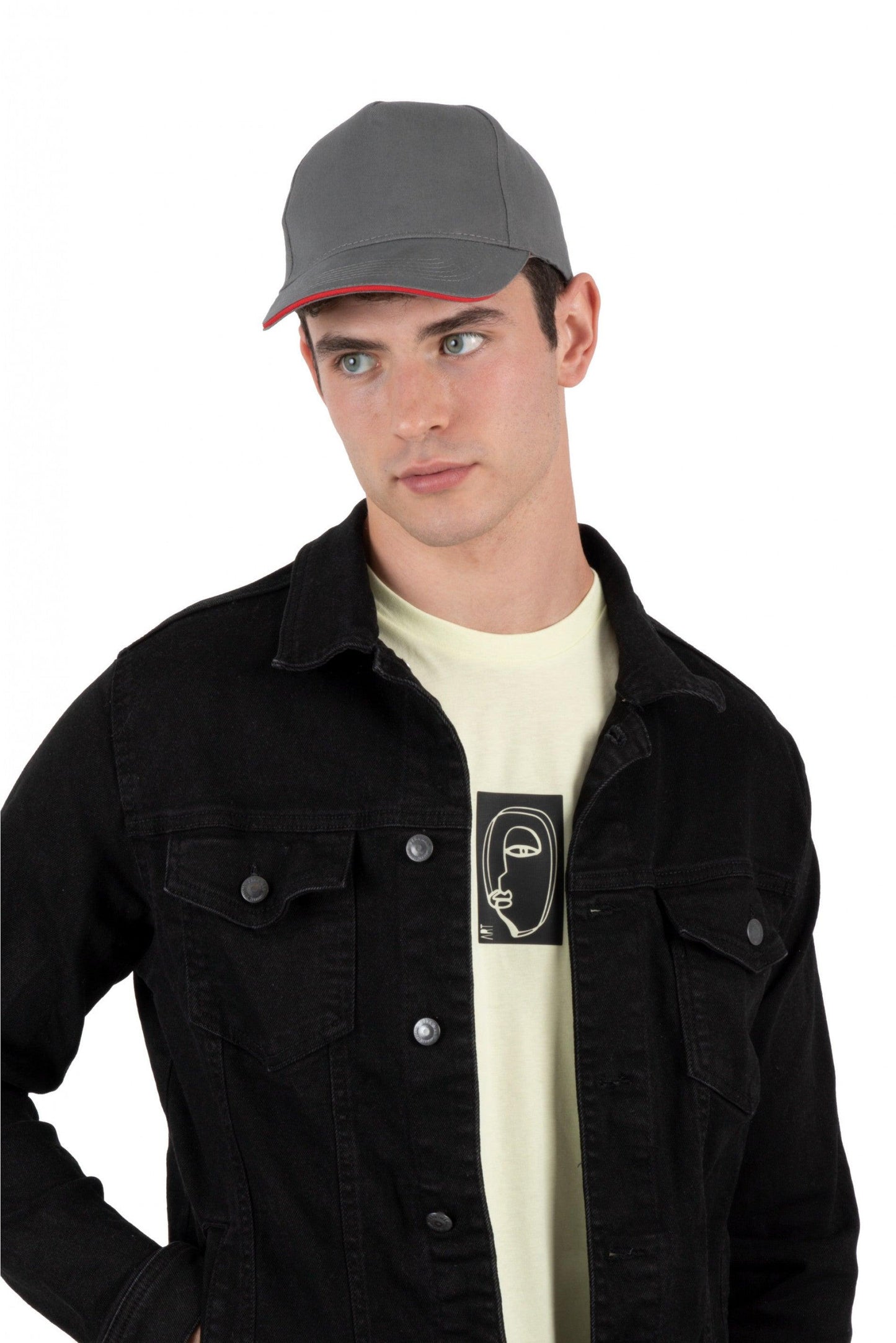 KP124 - Casquette avec sandwich contrasté - 5 panneaux - Ak. Custom Clothting Solutions