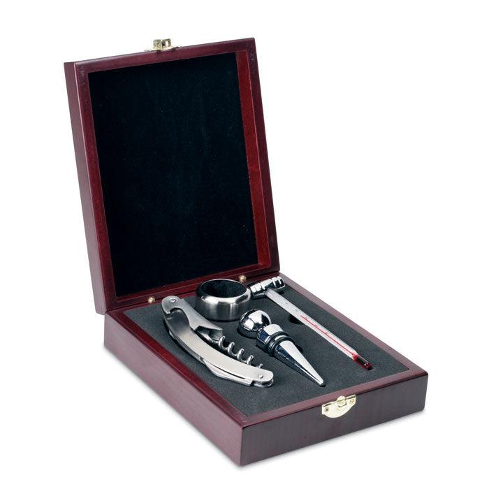 IT2658 - PREMIUM - Ak. Custom Clothting Solutions