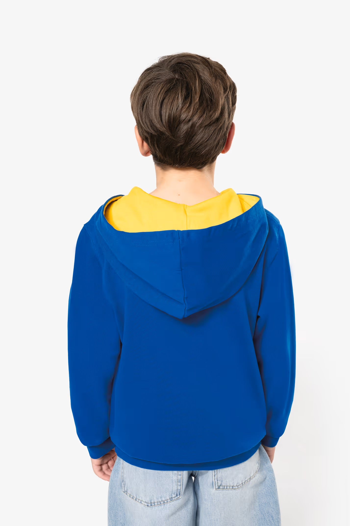 K453 - Sweat-shirt capuche contrastée enfant