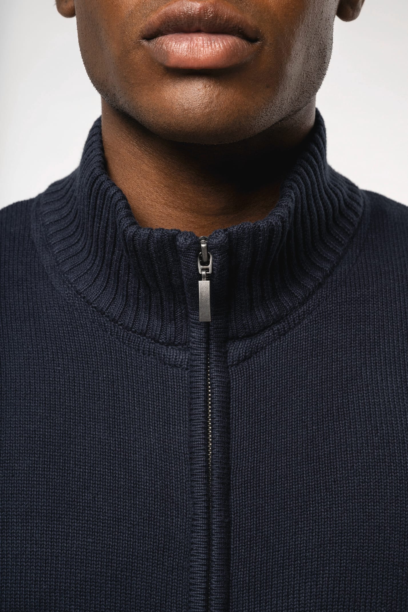 K971 - Cardigan zippé