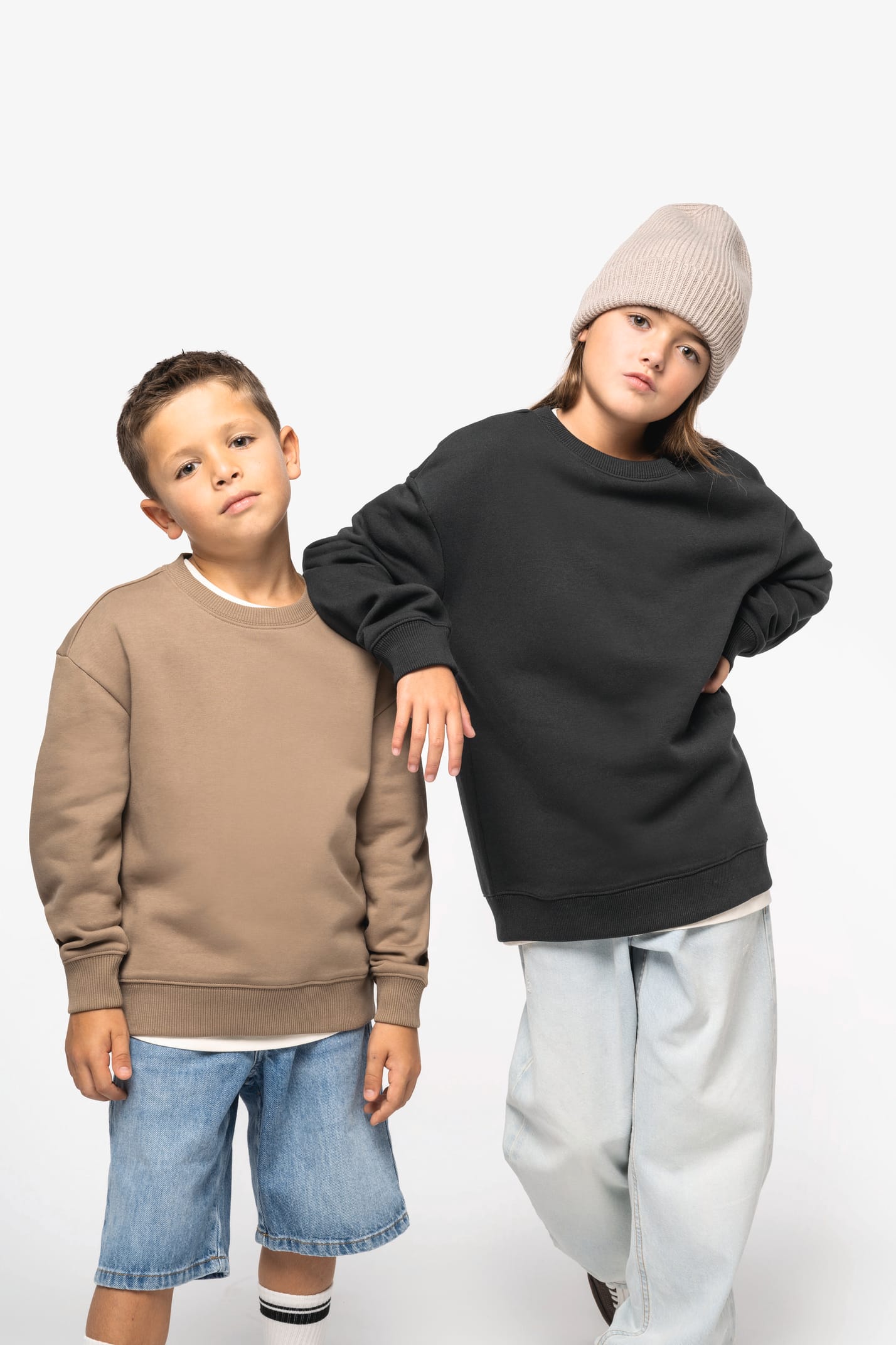 NS437 - Sweat-shirt écoresponsable à col rond oversize enfant